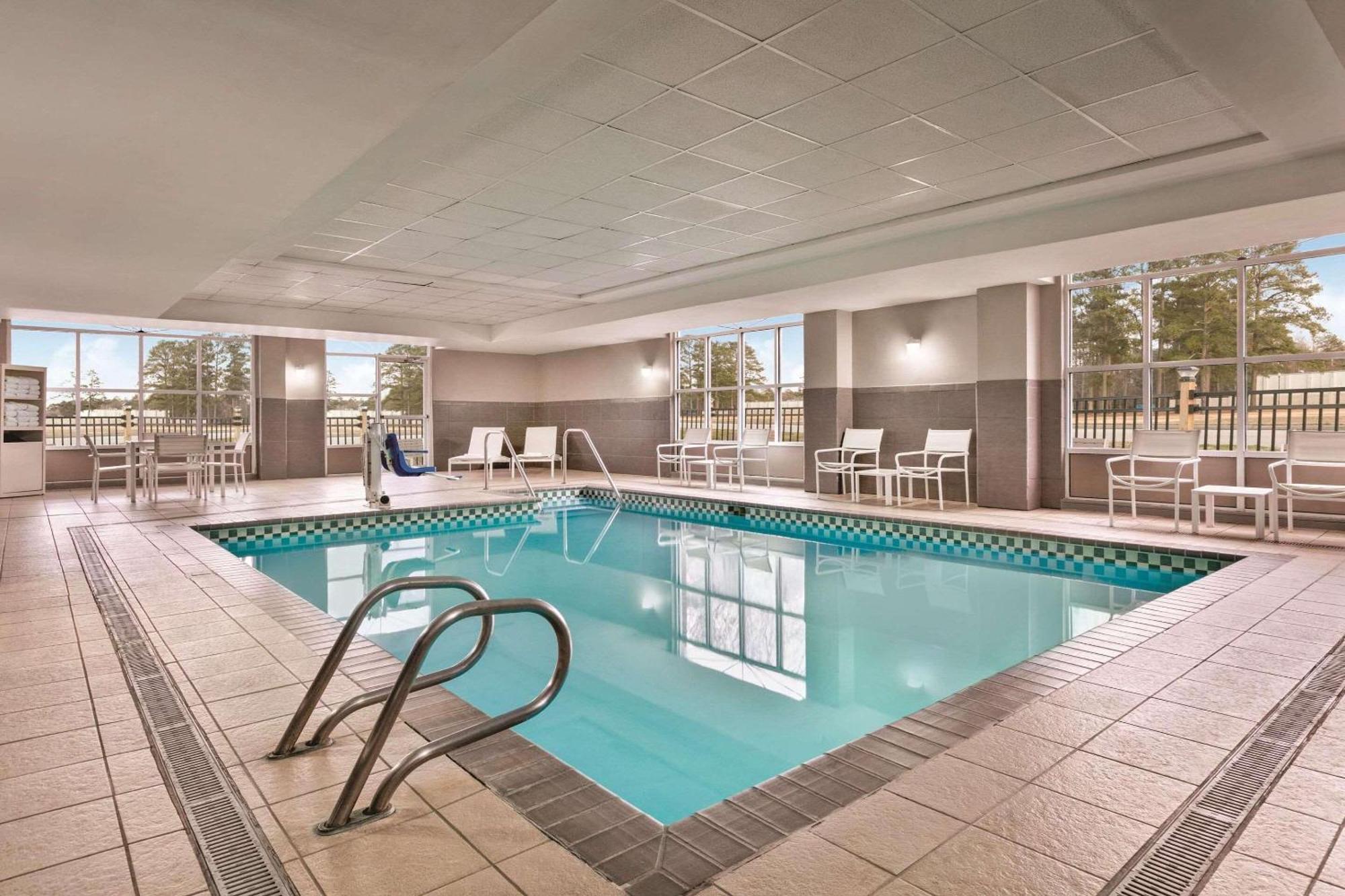 Country Inn & Suites By Radisson, Petersburg, Va Extérieur photo